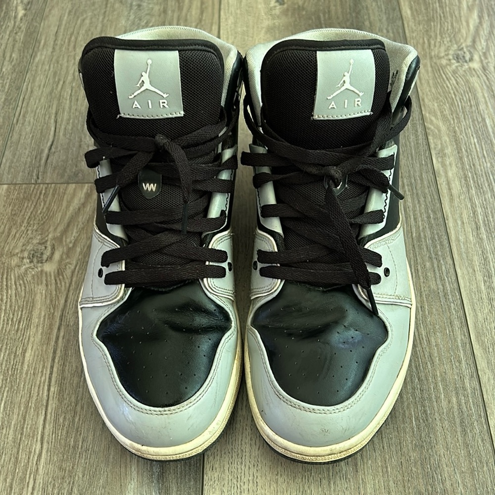 Nike Air Jordan Sneakers